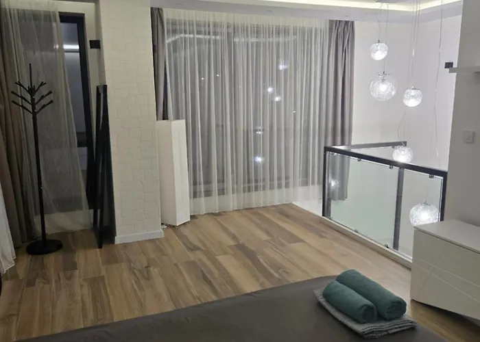 דירה Diljanka 4 *